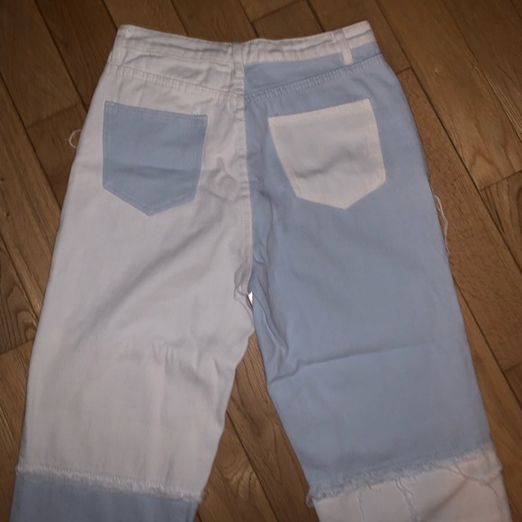 Straight Leg Mom Jeans - Picture 6 of 6